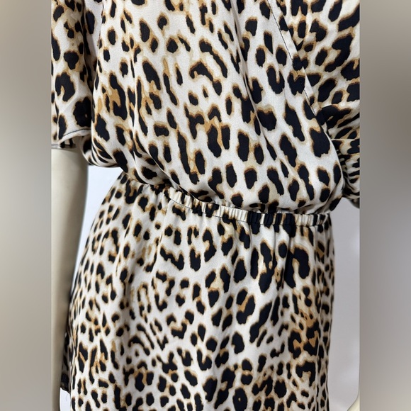 Worthington Leopard Print Flutter Sleeve Peplum Blouse (0X) - Picture 5 of 14